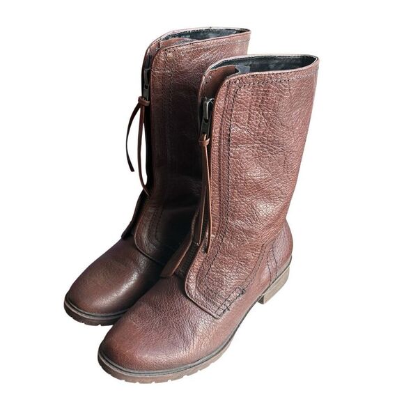 Kenneth Cole Reaction Close 2 Me Women's Size 8.5 Leather Boots Front Zipper - Picture 1 of 10